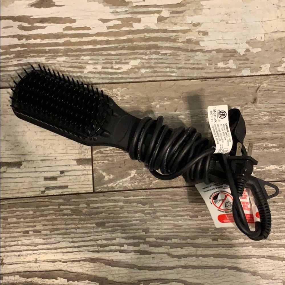 Straightening Brush